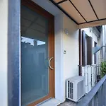 Welc-om Santo Apartman